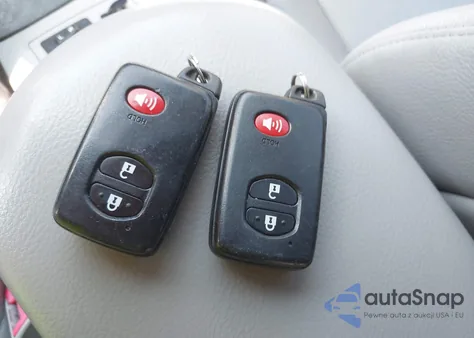 2009 Toyota Rav4 Limited z USA, uszkodzony, nr VIN JTMBK31V29D008217